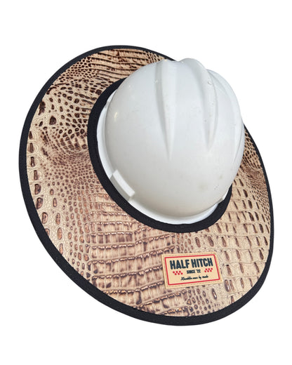 Gator Sun Shade (PreSale) – Half Hitch - Main Image